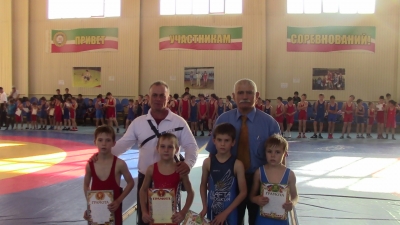 Первенство СКФО по греко-римской борьбе среди юношей 2001-2002 гг. р.  14-15 октября 2016 года Во Владикавказе прошло первенство СКФО по греко-римской борьбе среди юношей 2001-2002 гг. р.